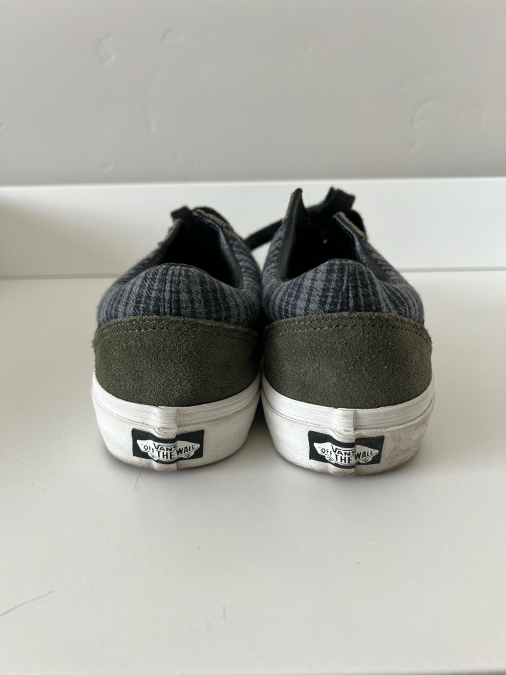 Vans Old Skool Sneakers - Picture 7 of 9